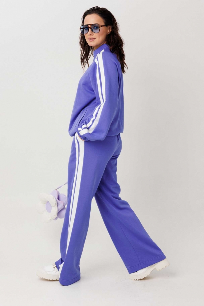 Костюм женский "Mislana" синий - лампасы